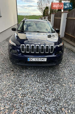 Позашляховик / Кросовер Jeep Cherokee 2014 в Львові