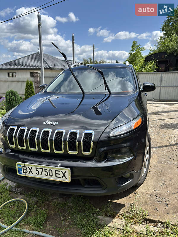 Позашляховик / Кросовер Jeep Cherokee 2015 в Хмельницькому фото 10 Позашляховик / Кросовер Jeep Cherokee 2015 в Хмельницькому