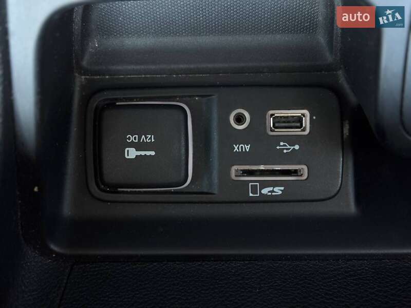 Внедорожник / Кроссовер Jeep Cherokee 2017 в Ровно