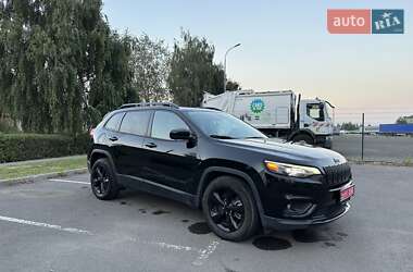 Внедорожник / Кроссовер Jeep Cherokee 2018 в 