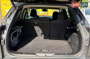 Внедорожник / Кроссовер Jeep Cherokee 2014 в 