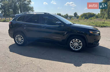 Внедорожник / Кроссовер Jeep Cherokee 2018 в 