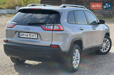 Внедорожник / Кроссовер Jeep Cherokee 2020 в 