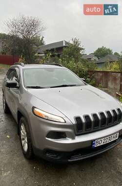 Внедорожник / Кроссовер Jeep Cherokee 2015 в Борщеве