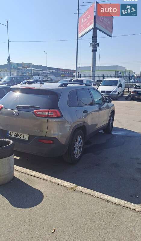 Внедорожник / Кроссовер Jeep Cherokee 2017 в Киеве