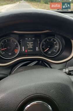 Позашляховик / Кросовер Jeep Cherokee 2014 в Рівному