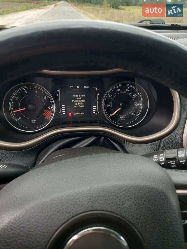 Позашляховик / Кросовер Jeep Cherokee 2014 в Рівному