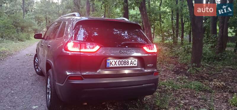 Внедорожник / Кроссовер Jeep Cherokee 2018 в Харькове