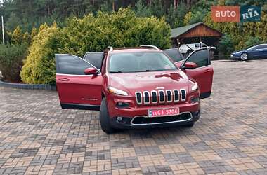 Внедорожник / Кроссовер Jeep Cherokee 2016 в 