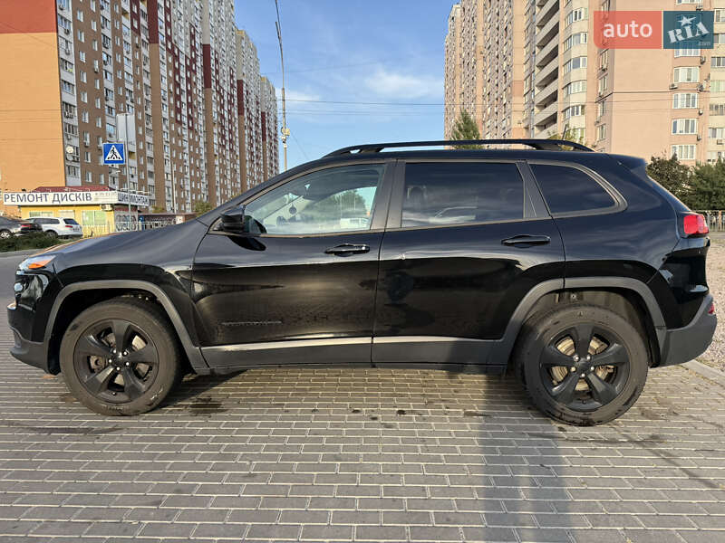 Позашляховик / Кросовер Jeep Cherokee 2017 в Києві