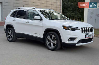 Внедорожник / Кроссовер Jeep Cherokee 2019 в 