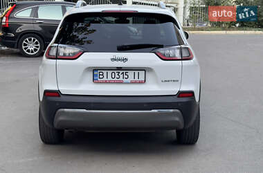 Внедорожник / Кроссовер Jeep Cherokee 2019 в 