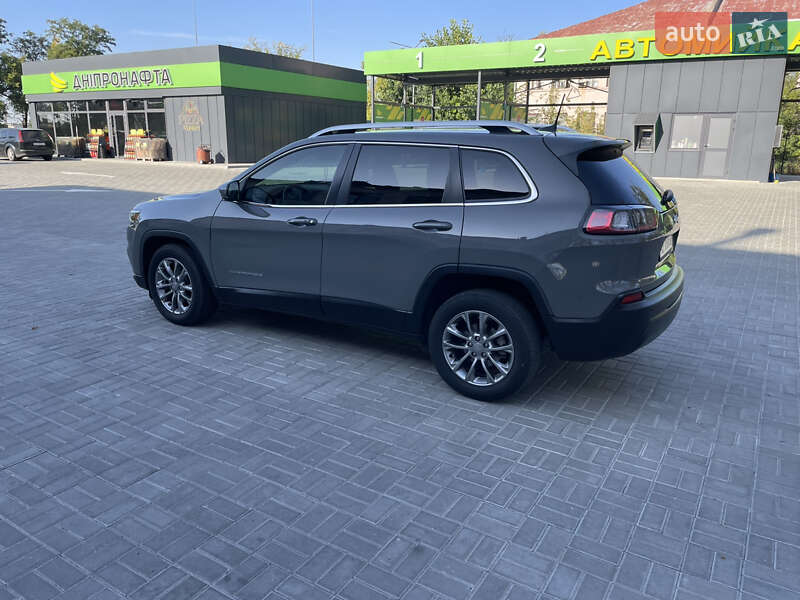 Позашляховик / Кросовер Jeep Cherokee 2019 в Дніпрі
