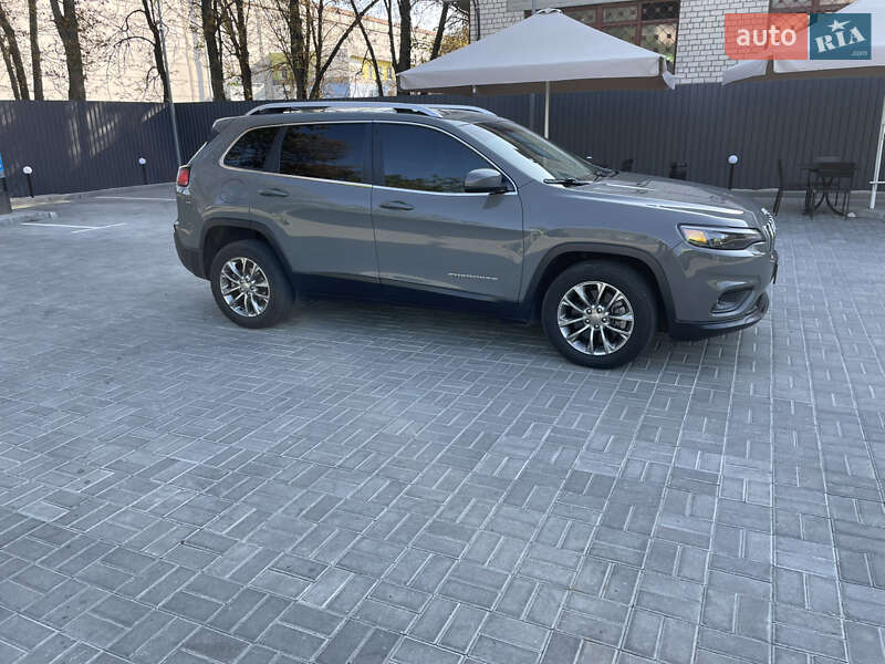Позашляховик / Кросовер Jeep Cherokee 2019 в Дніпрі