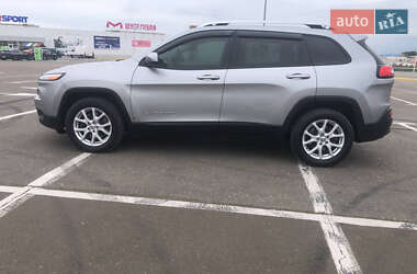 Внедорожник / Кроссовер Jeep Cherokee 2017 в 