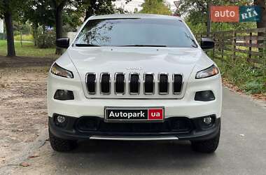 Внедорожник / Кроссовер Jeep Cherokee 2014 в 