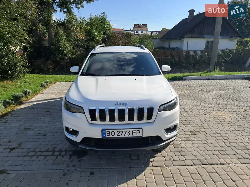 Jeep Cherokee