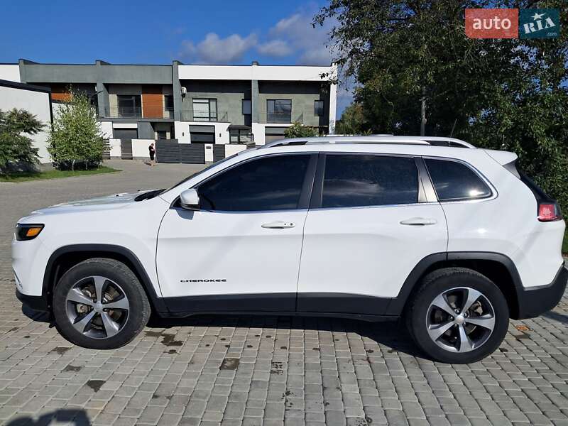 Внедорожник / Кроссовер Jeep Cherokee 2019 в Чорткове