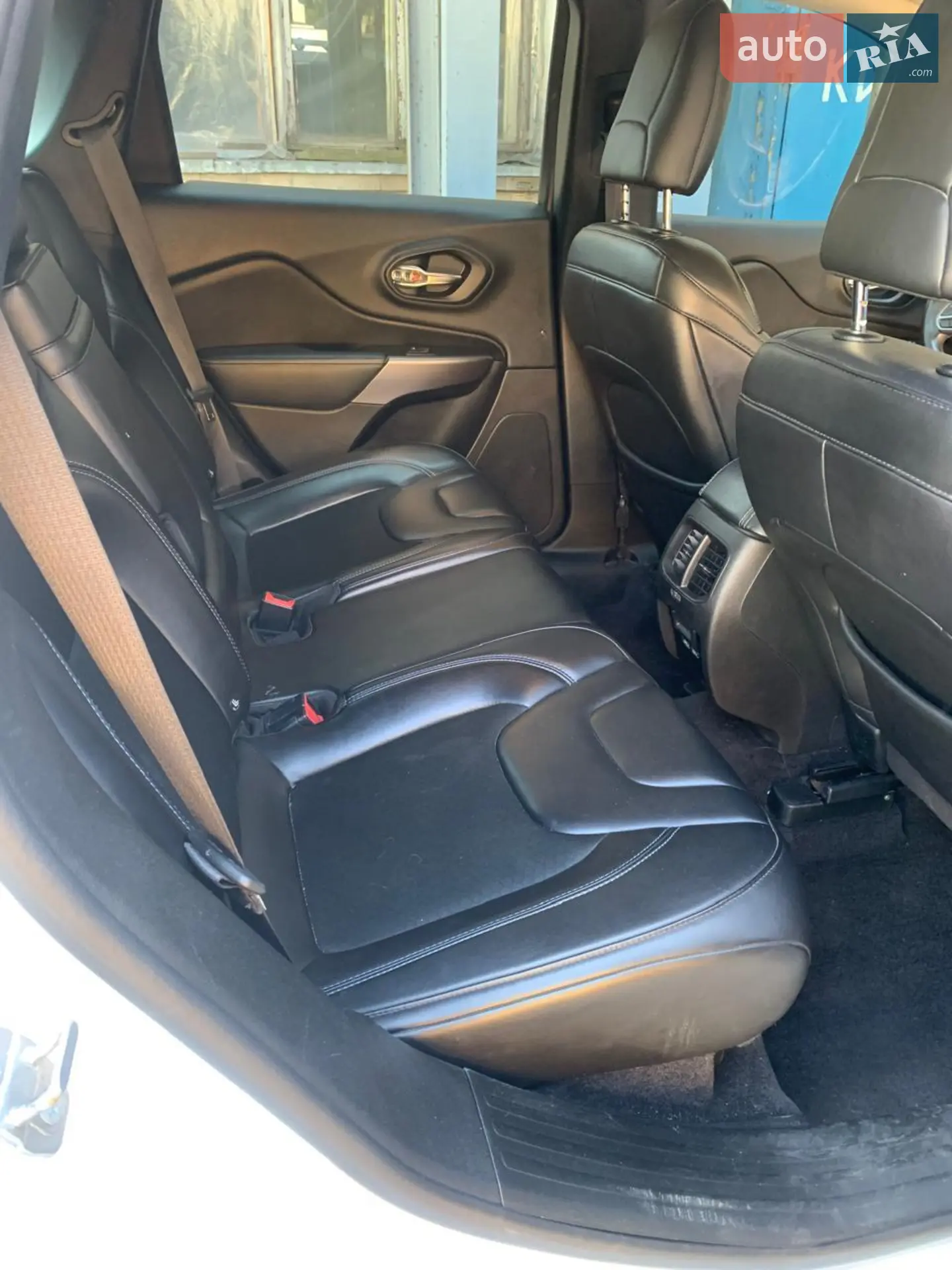 2018 Jeep Cherokee - мініатюра 10