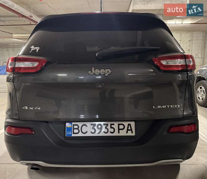 Внедорожник / Кроссовер Jeep Cherokee 2016 в Львове