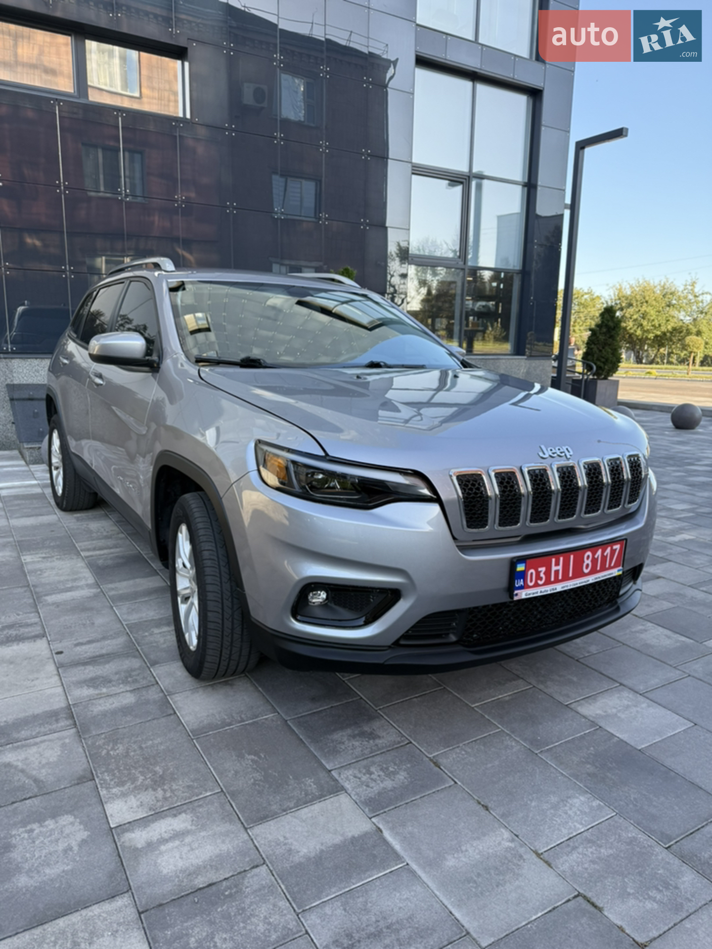 2020 Jeep Cherokee - мініатюра 2