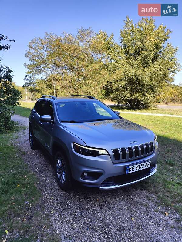 Внедорожник / Кроссовер Jeep Cherokee 2018 в Каменском