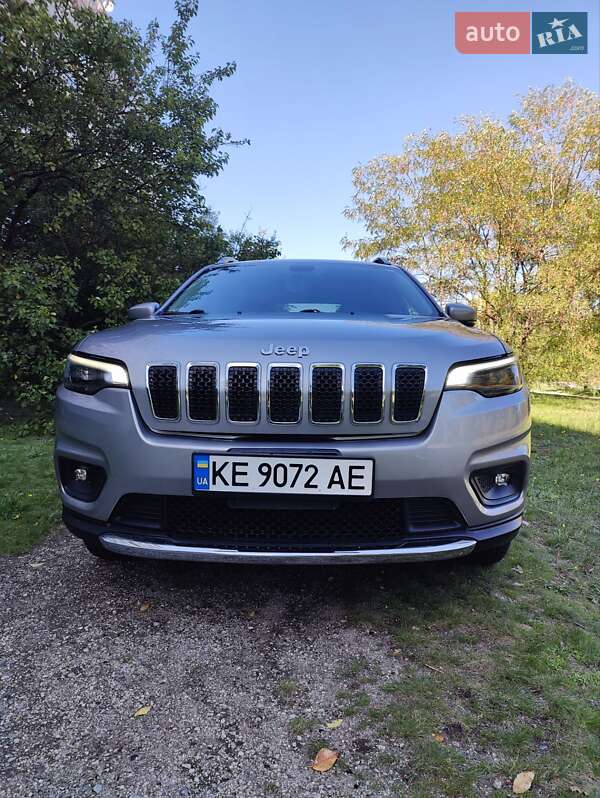 Внедорожник / Кроссовер Jeep Cherokee 2018 в Каменском