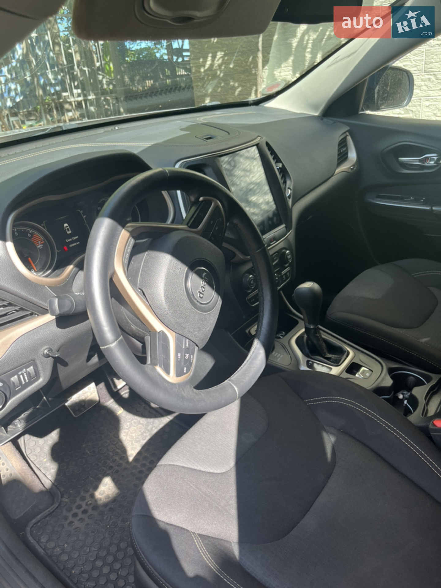 2016 Jeep Cherokee - мініатюра 8