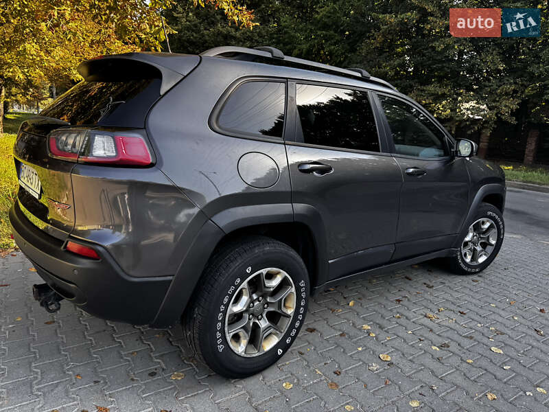 Позашляховик / Кросовер Jeep Cherokee 2018 в Львові