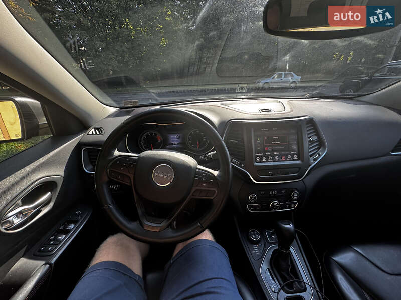 Позашляховик / Кросовер Jeep Cherokee 2018 в Львові