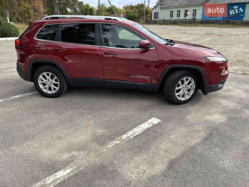 Позашляховик / Кросовер Jeep Cherokee 2013 в Лебедині