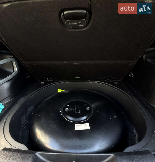 Внедорожник / Кроссовер Jeep Cherokee 2016 в Харькове