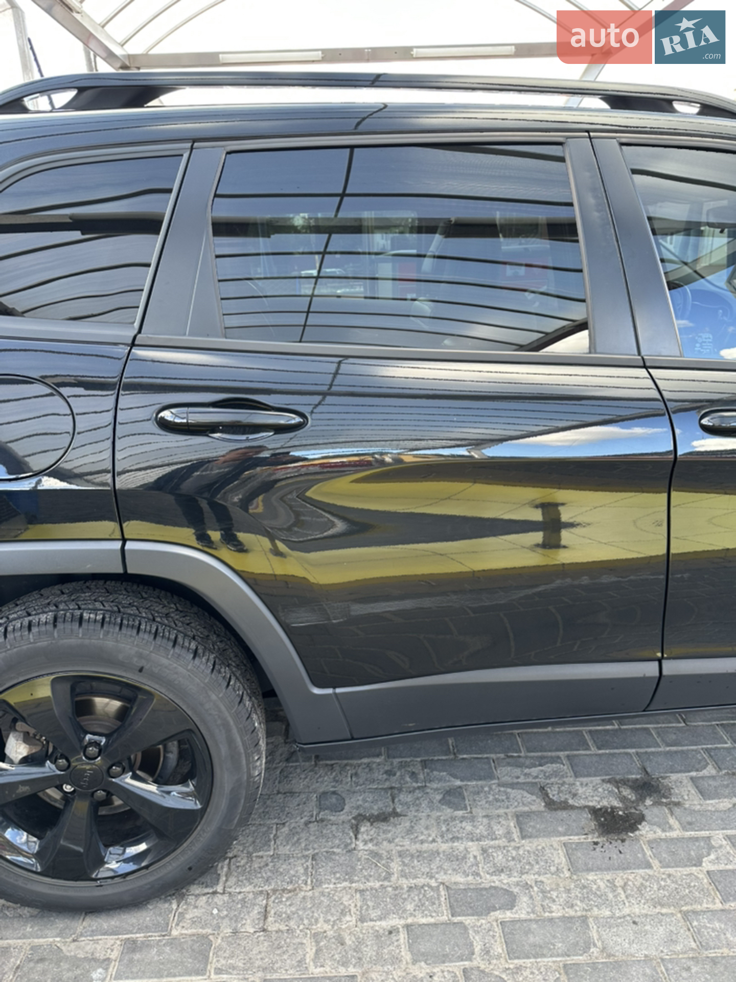 2019 Jeep Cherokee - мініатюра 9