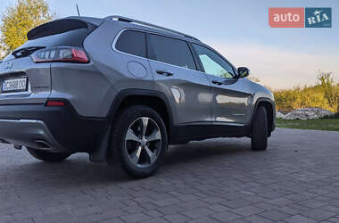 Внедорожник / Кроссовер Jeep Cherokee 2019 в 