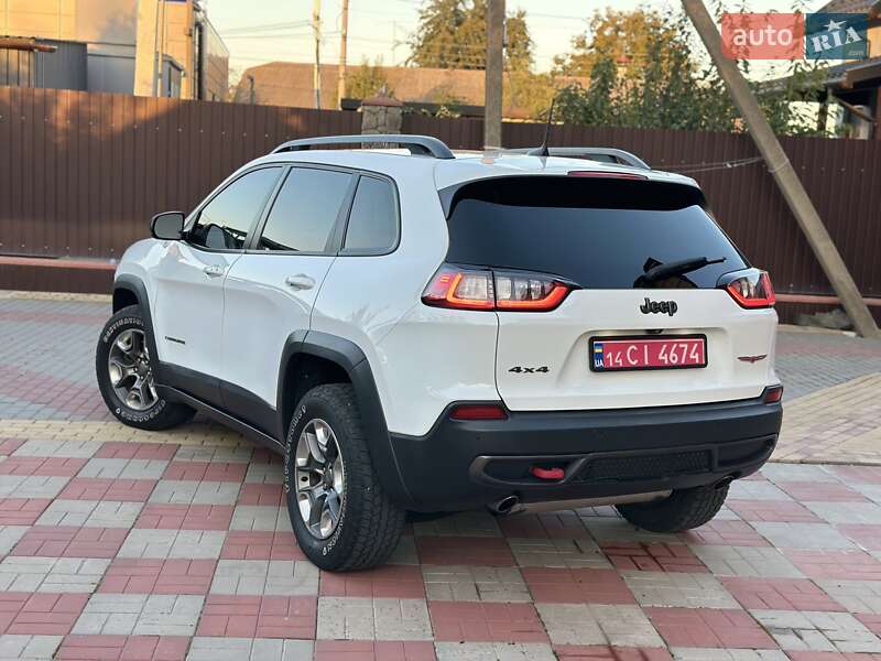 Внедорожник / Кроссовер Jeep Cherokee 2018 в Виннице