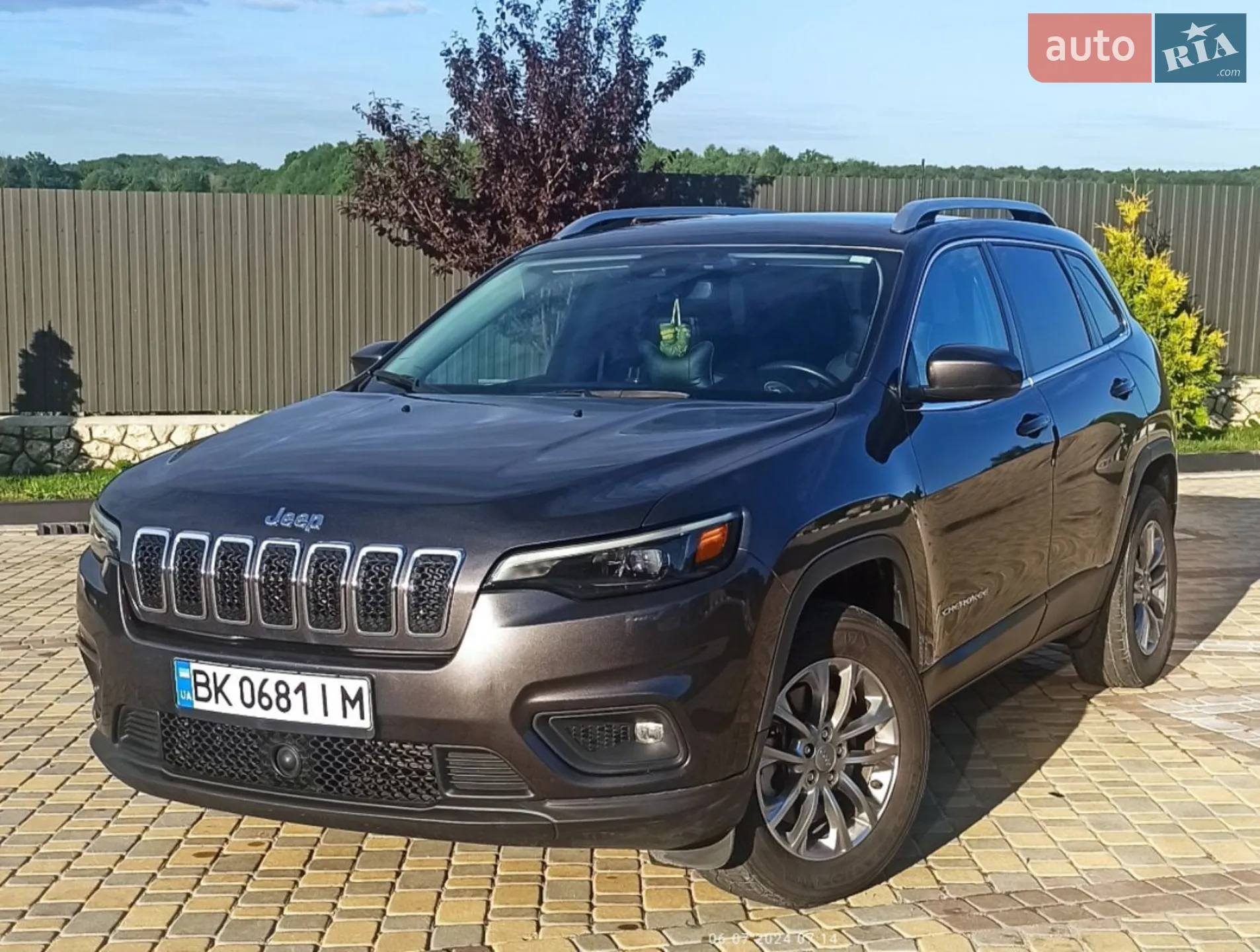 2020 Jeep Cherokee - мініатюра 8