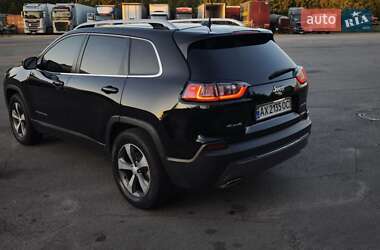 Внедорожник / Кроссовер Jeep Cherokee 2018 в 