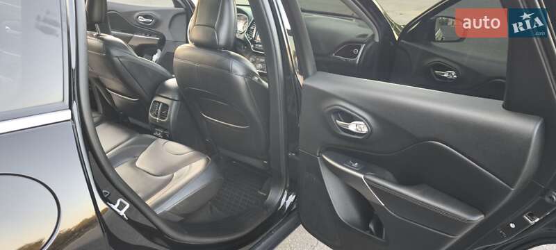 Позашляховик / Кросовер Jeep Cherokee 2018 в Харкові