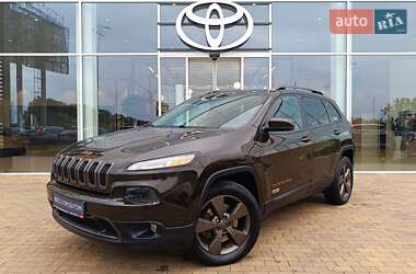 Внедорожник / Кроссовер Jeep Cherokee 2016 в Киеве