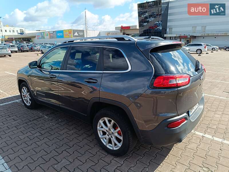 Позашляховик / Кросовер Jeep Cherokee 2016 в Житомирі