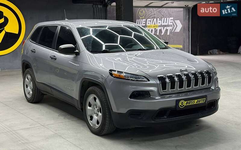 Внедорожник / Кроссовер Jeep Cherokee 2017 в Черновцах