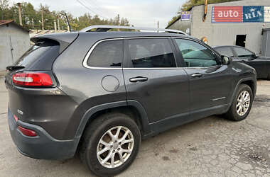 Внедорожник / Кроссовер Jeep Cherokee 2016 в 