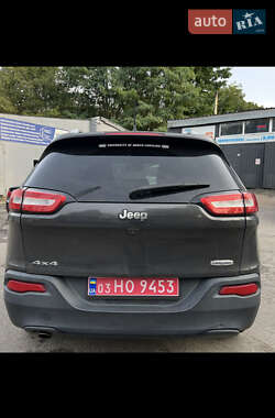 Внедорожник / Кроссовер Jeep Cherokee 2016 в 