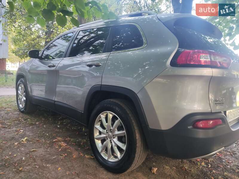 Позашляховик / Кросовер Jeep Cherokee 2016 в Чернігові фото 3 Позашляховик / Кросовер Jeep Cherokee 2016 в Чернігові