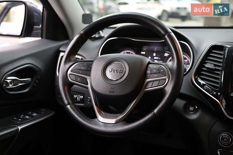 Позашляховик / Кросовер Jeep Cherokee 2019 в Харкові