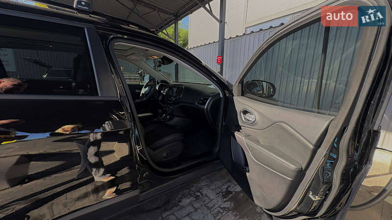 Внедорожник / Кроссовер Jeep Cherokee 2022 в Киеве фото 43 Внедорожник / Кроссовер Jeep Cherokee 2022 в Киеве