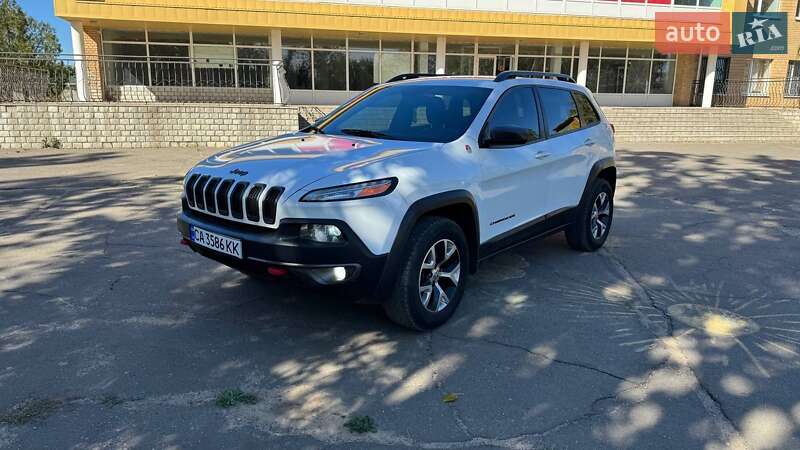 Внедорожник / Кроссовер Jeep Cherokee 2014 в Вознесенске