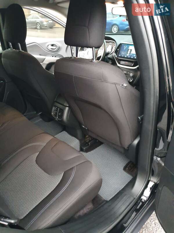 Позашляховик / Кросовер Jeep Cherokee 2018 в Вінниці фото 14 Позашляховик / Кросовер Jeep Cherokee 2018 в Вінниці