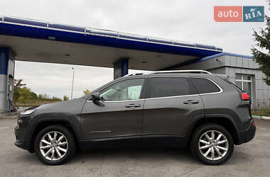 Внедорожник / Кроссовер Jeep Cherokee 2014 в 