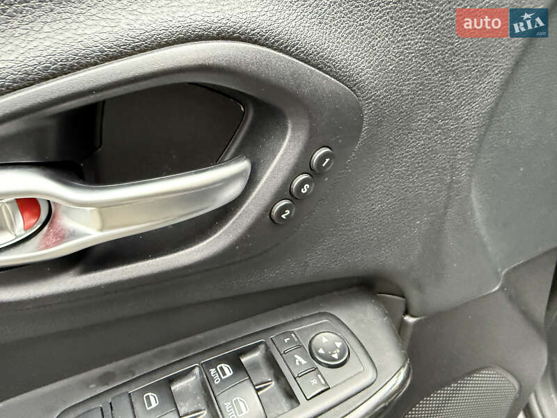 Внедорожник / Кроссовер Jeep Cherokee 2014 в Радивилове фото 36 Внедорожник / Кроссовер Jeep Cherokee 2014 в Радивилове